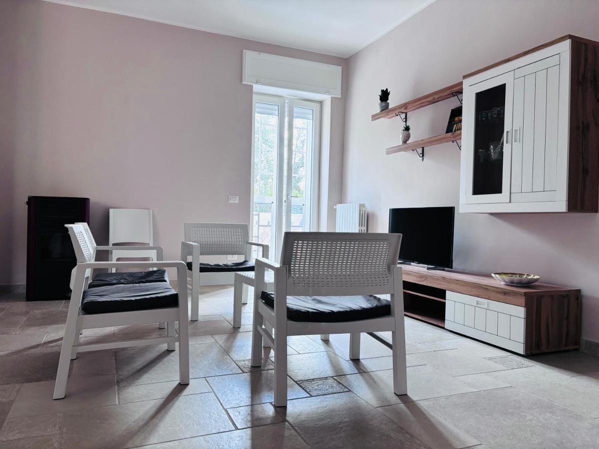 Villa Raffaele Trani Bagian luar foto