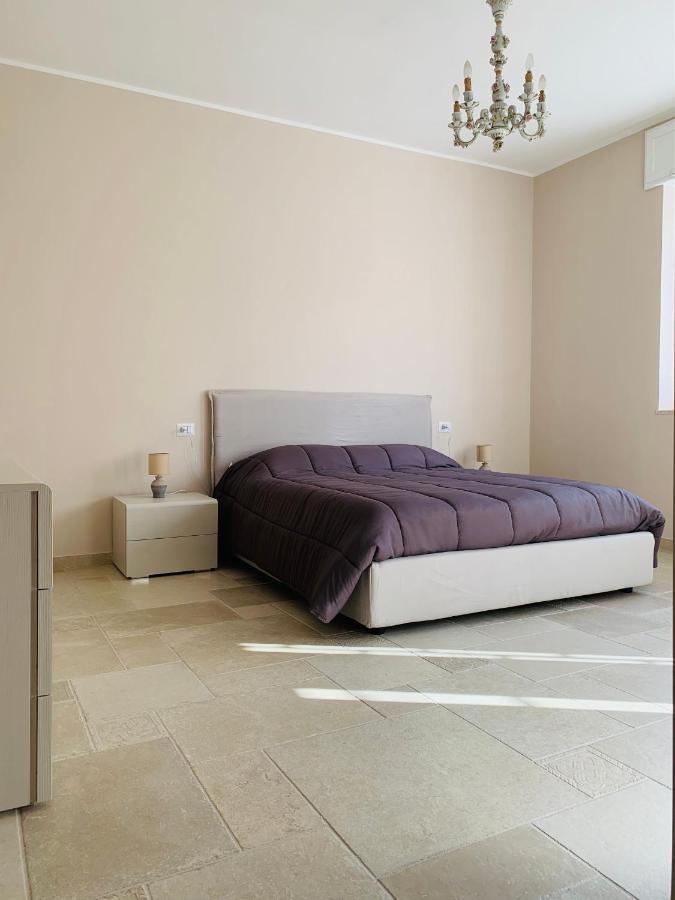 Villa Raffaele Trani Bagian luar foto